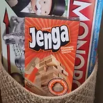 Ioni ツァガラダ